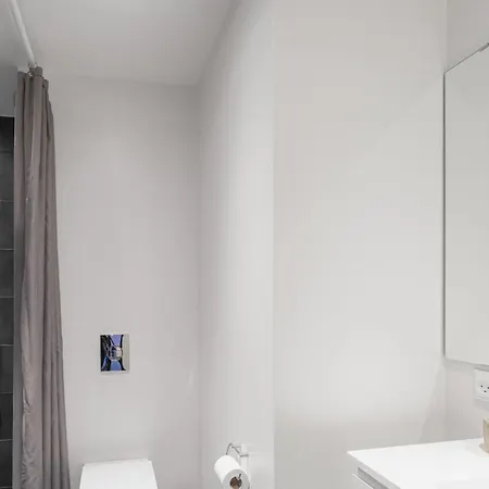 Fantastic W French Balcony Апартаменты