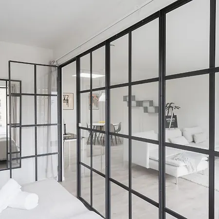 Fantastic W French Balcony شقة Århus